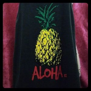 NWOT authentic Hawaiian tank bought in kapalua
